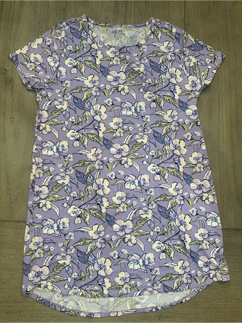 Vera Bradley Women’s Lavender Floral Nightgown | Size Medium